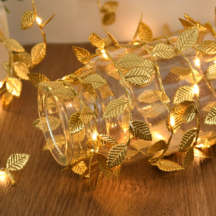 Lighting Wedding Outdoor - أضواء زينة على شكل أوراق ذهبية