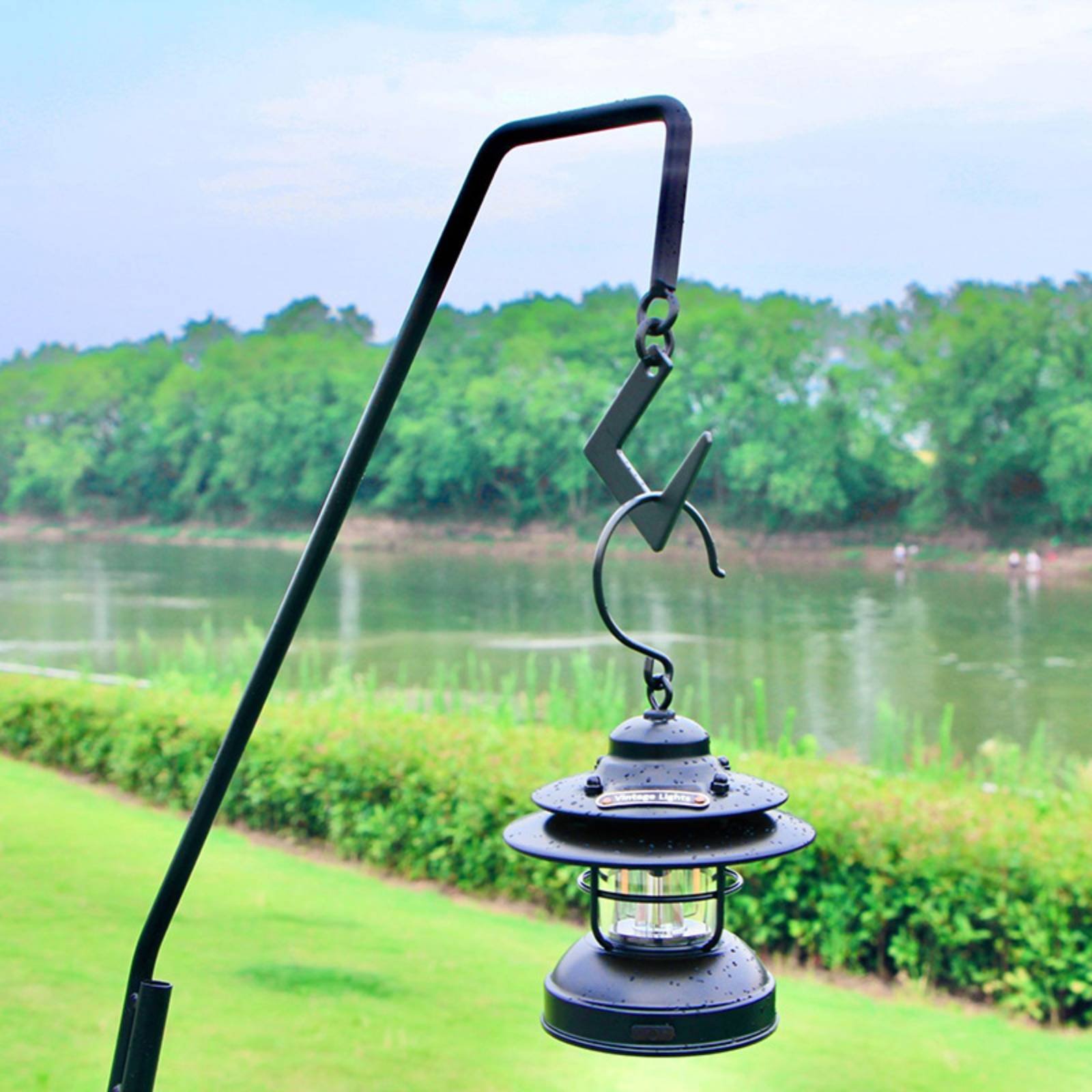 حامل فانوس للتخييم سهل التجميع - مراجعة Outdoor Lighting Pole وسعره